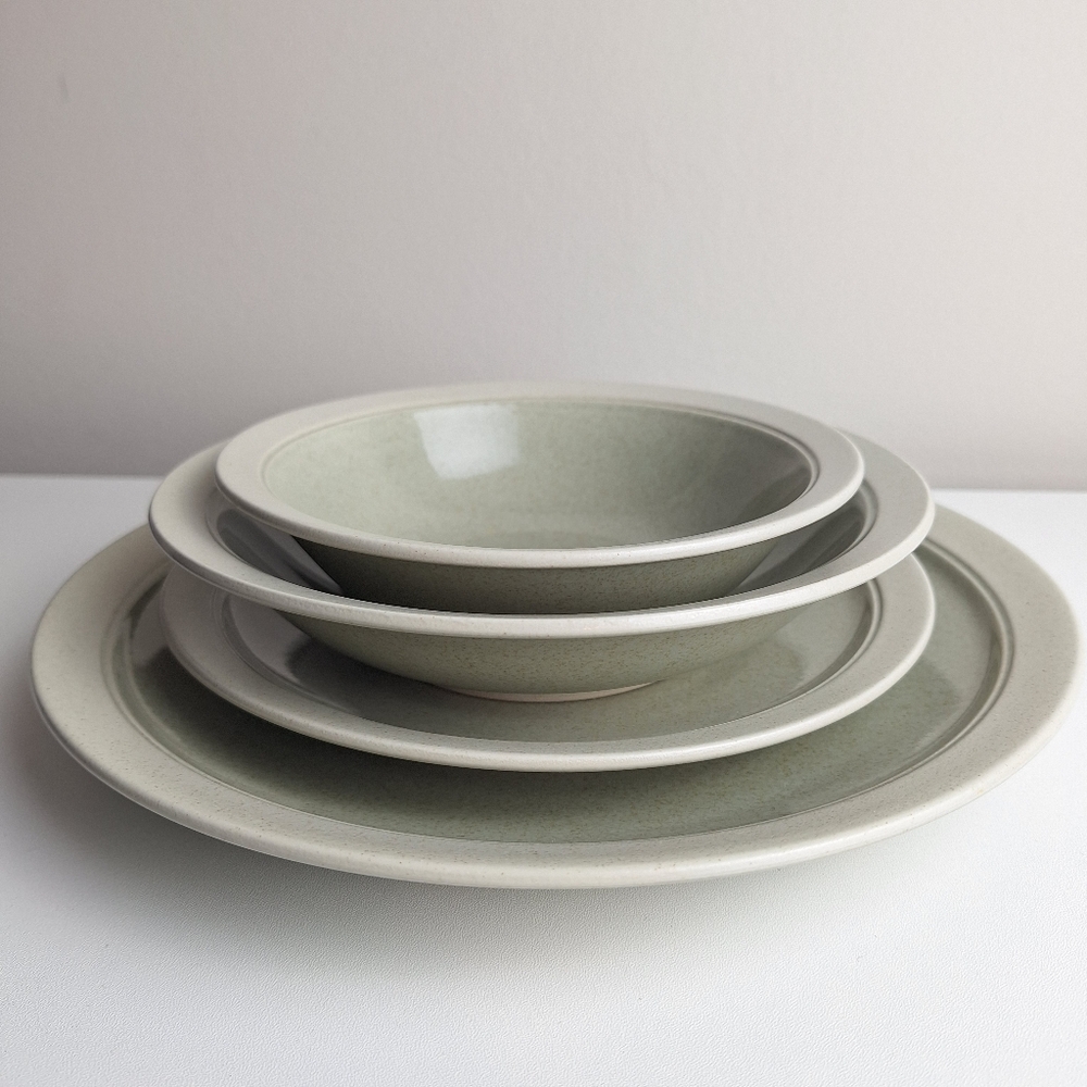 Mikasa Stone Craft Mesa Verde Dishes Dinner & Salad Plate Rim Soup & Desert Bowl